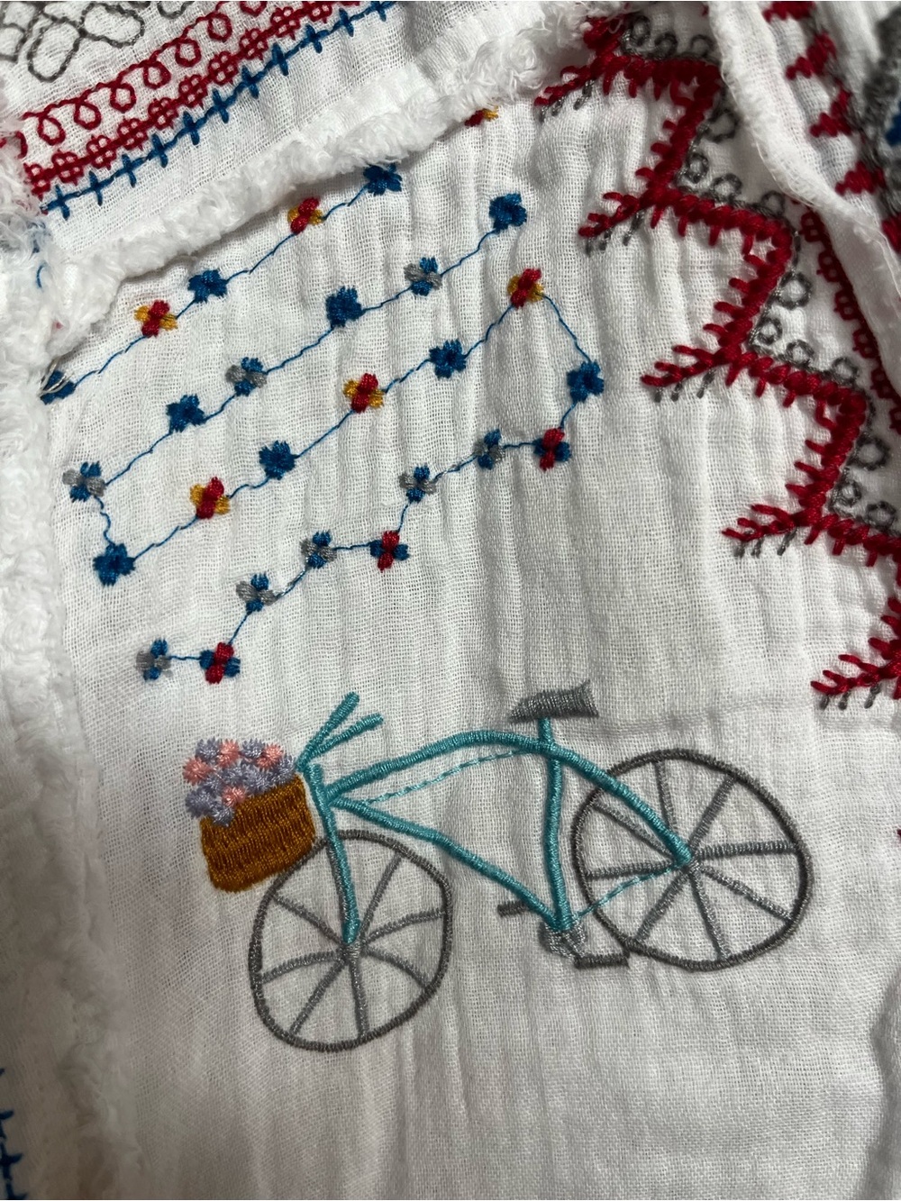 Johnny Was White Embroidered Boho Tunic with Red & Blue Accents Bicycle - Picture 3 of 5